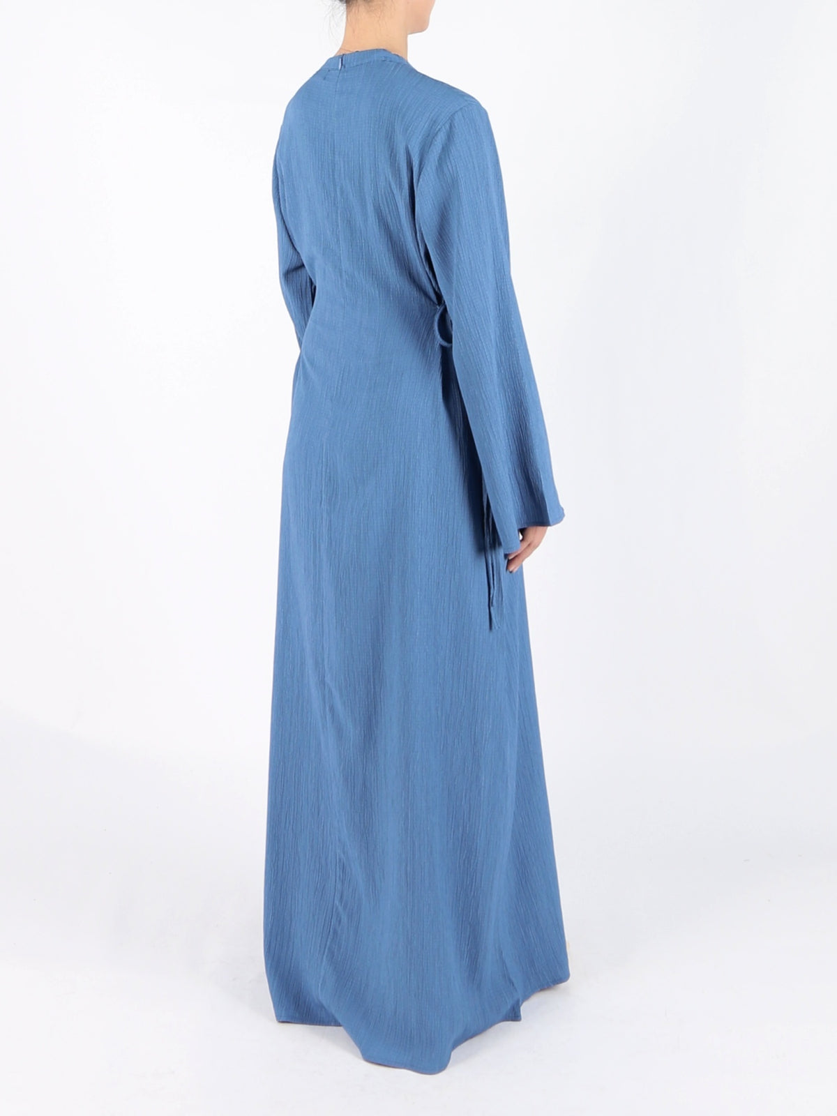 FUMIDAR Yasmin Side-Tie Abaya in Blue — view 5
