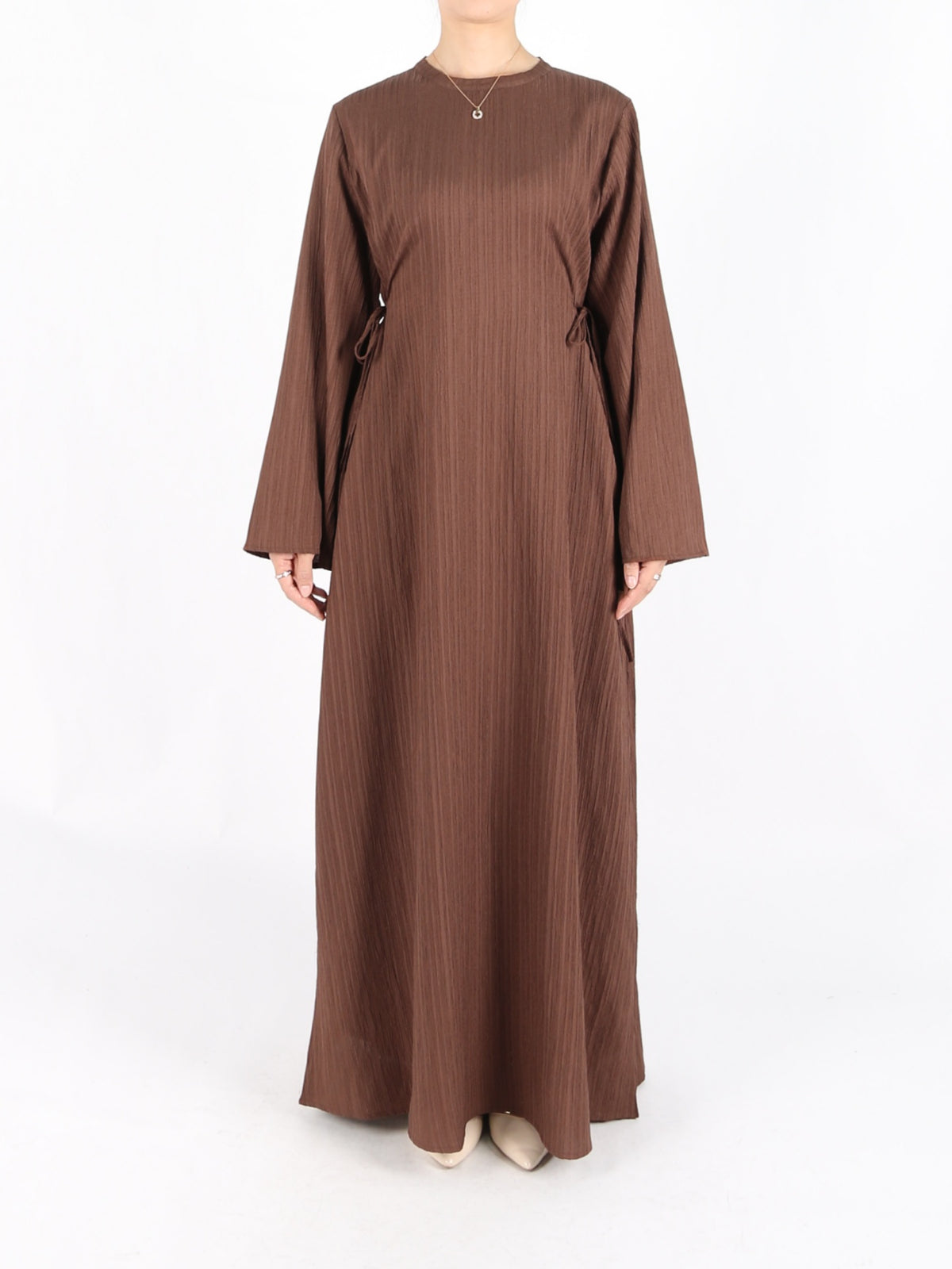 FUMIDAR Yasmin Side-Tie Abaya in Coffee Brown — view 2