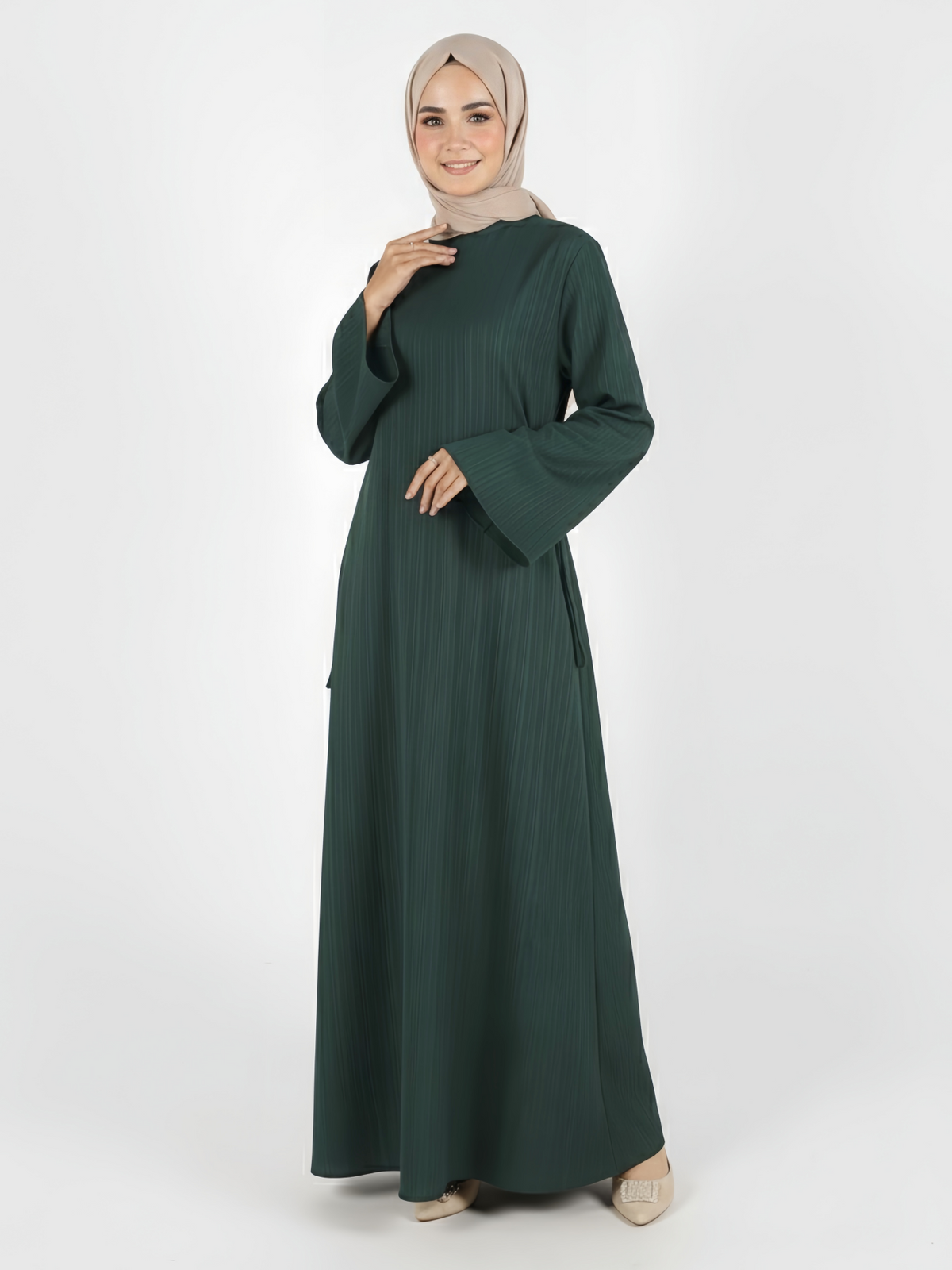 FUMIDAR Yasmin Side-Tie Abaya in Dark Green — view 1