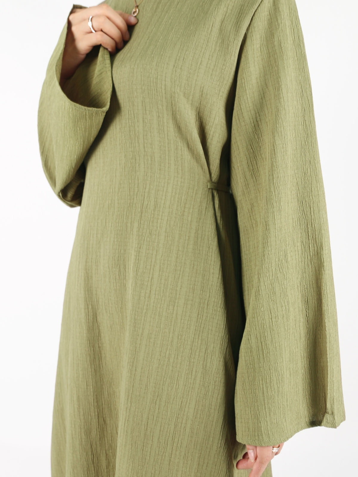 FUMIDAR Yasmin Side-Tie Abaya in Olive Green — view 4