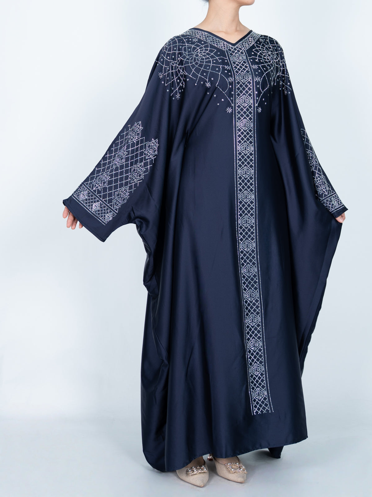 FUMIDAR Amal Geometric-Detail Kaftan in Navy — view 4