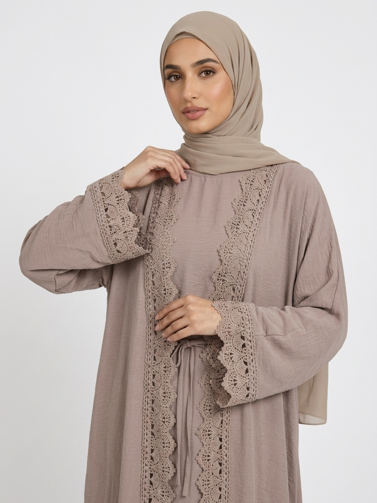 FUMIDAR Safa Lace-Trim Open Abaya Set in Khaki — view 7
