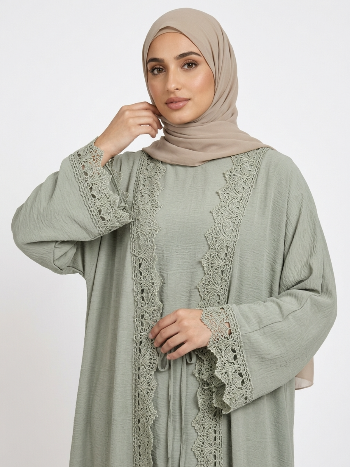 FUMIDAR Safa Lace-Trim Open Abaya Set in Sage Green — view 18