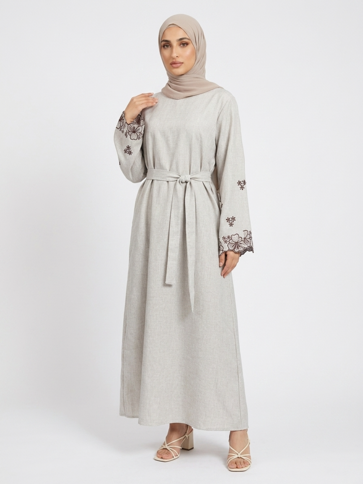 FUMIDAR Alya Embroidered-Cuff Abaya in Ivory — view 16